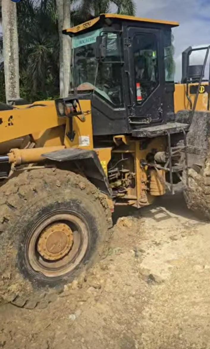 El Alcalde Cesar Rojas, junto al Ayuntamiento de San Antonio de Guerra , ha dado inicio a los trabajos de acondicionamiento de la carretera Guerra / El toro , una vía de gran importancia para el desarrollo de de nuestra comunidad.